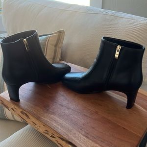 NWOT Clarks black leather booties. Size 8 1/2. Beautiful new condition.